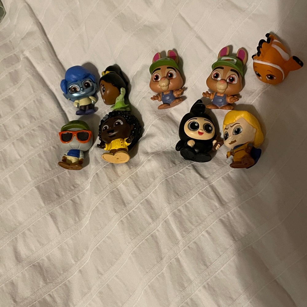 Disney Doorables Bundle of 9 NWOT